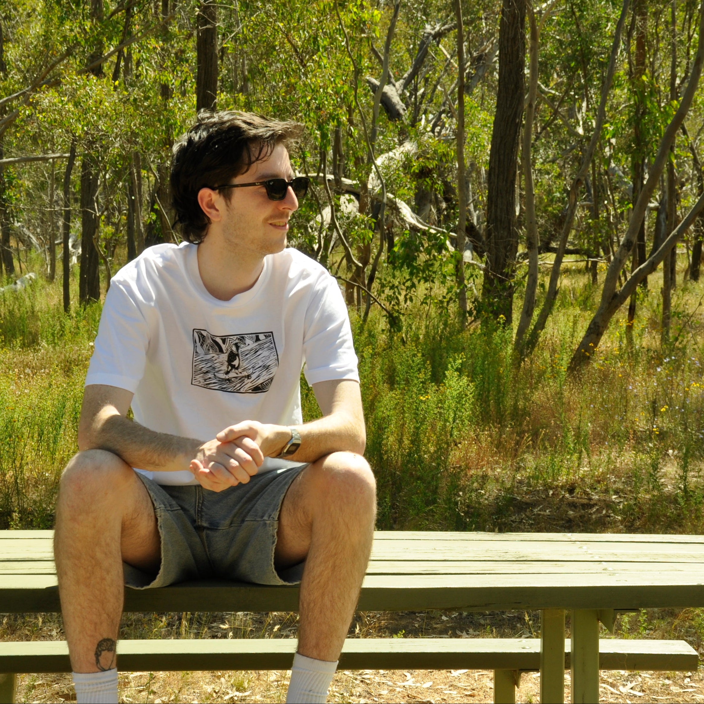 Skater Magpie T-shirt