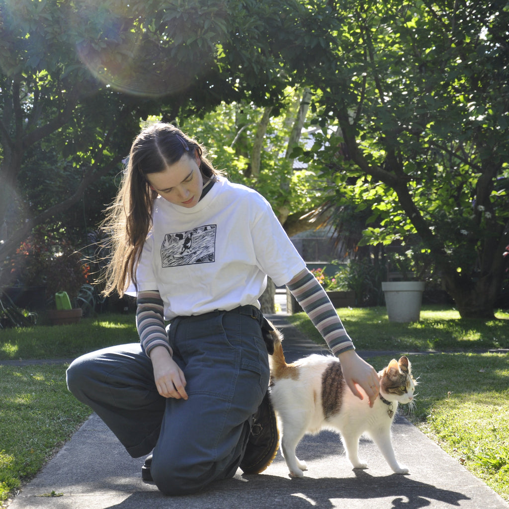 Skater Magpie T-shirt